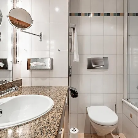 Alpine Club Hotel 4*