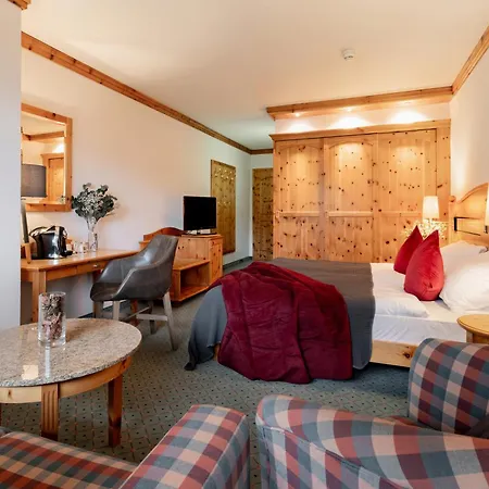 Hotel Alpine Club 4*