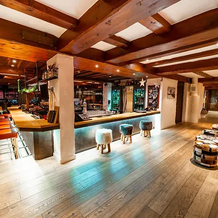 Alpine Club - Adults Only Arosa