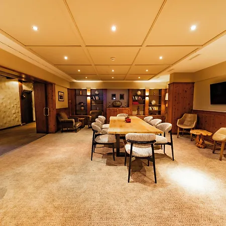 Alpine Club - Adults Only