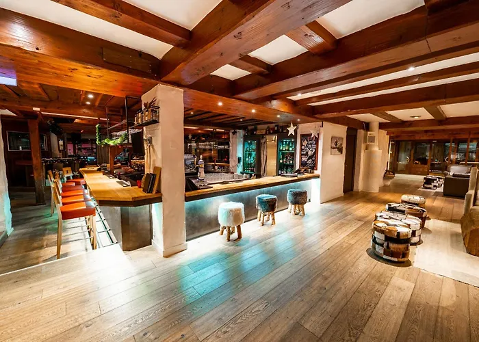 Alpine Club - Adults Only Arosa